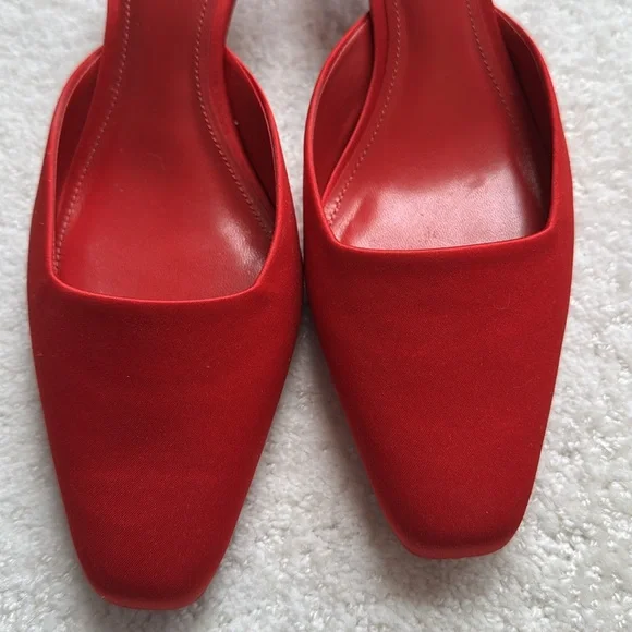 Larroude Amal Satin Mule - Picture 7 of 10